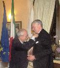 28 giugno 2018. Passaggio delle Consegne. Il distintivo di Past-President al prof. Bauchiero.