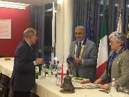 4 novembre 2021. Visita del Governatore distrettuale dott. Luigi Viana. Incontro con i soci.
